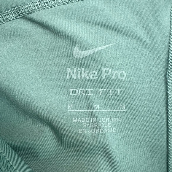 Nike Pro Dri-FIT Compression Shorts Women M Green White Athleisure CZ9857 NEW - Picture 5 of 11